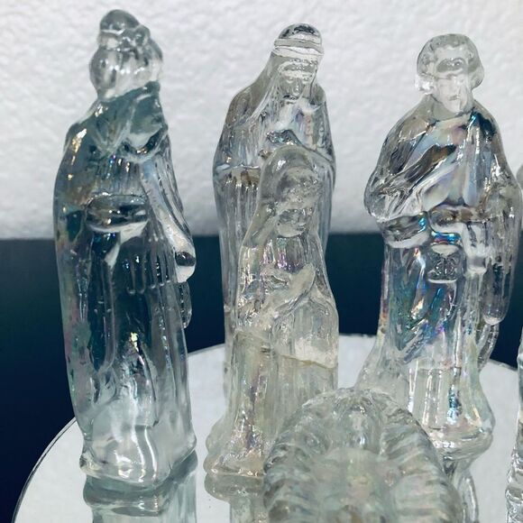 Vintage Iridescent Glass 6-pc Holiday Christmas Nativity Set - Picture 3 of 8